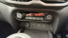 Nissan Juke 1.0 DiG-T N-Connecta 5dr Petrol Hatchback